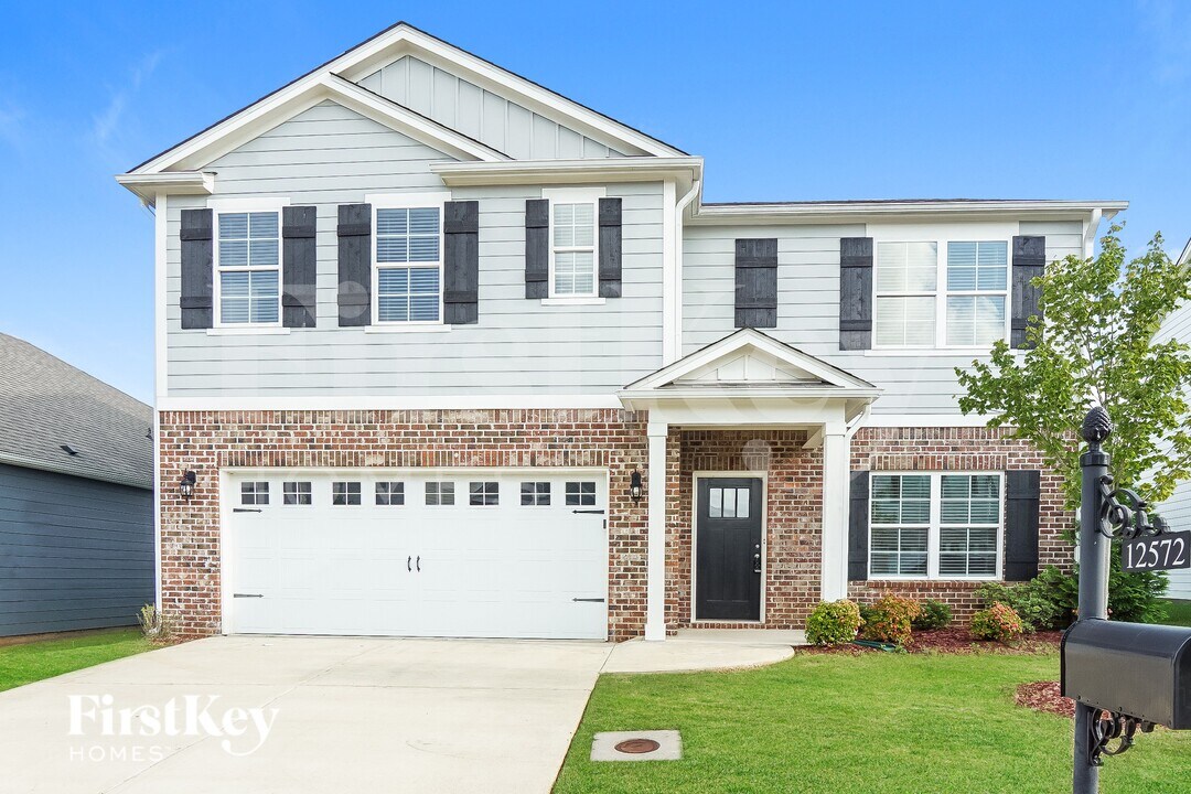 12572 Downing Dr in Mc Calla, AL - Building Photo