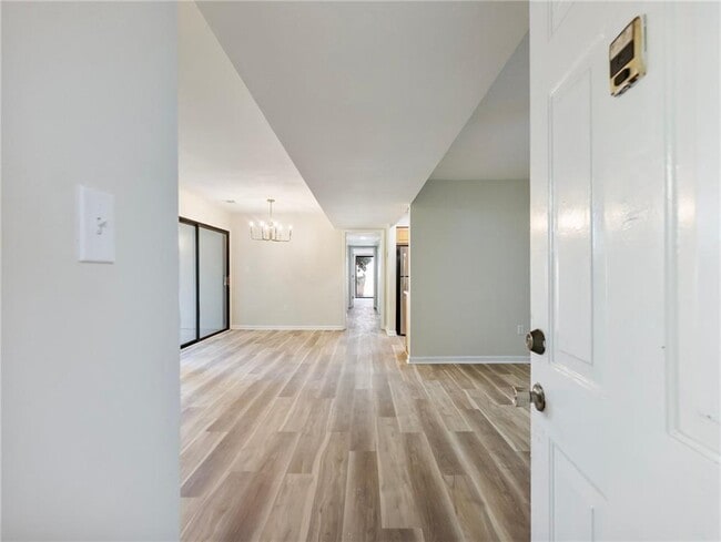 605 Candler St in Gainesville, GA - Foto de edificio - Building Photo