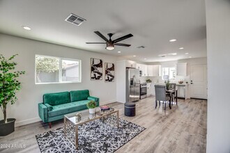 1315 W Cocopah St in Phoenix, AZ - Building Photo - Building Photo