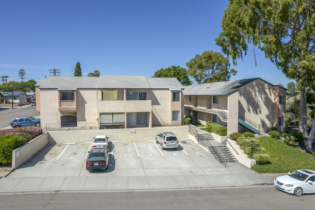 2707 Marathon Dr in San Diego, CA - Building Photo - Building Photo