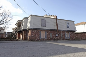 Oak Run Apartments in Louisville, KY - Building Photo - Building Photo