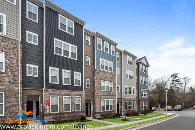 1302 Amber Creek Rd in Crofton, MD - Building Photo - Building Photo