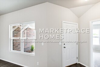 1011 W Cheyenne Ln in Claremore, OK - Building Photo - Building Photo