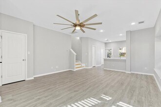 4524 Kind Way in Austin, TX - Building Photo - Building Photo