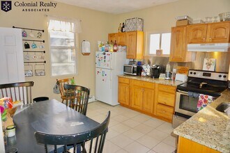 19 Highgate St in Boston, MA - Foto de edificio - Building Photo