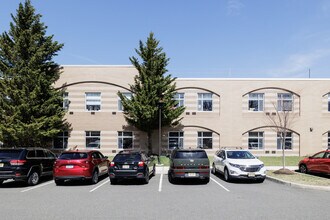 10 Link Dr in Rockleigh, NJ - Building Photo - Building Photo