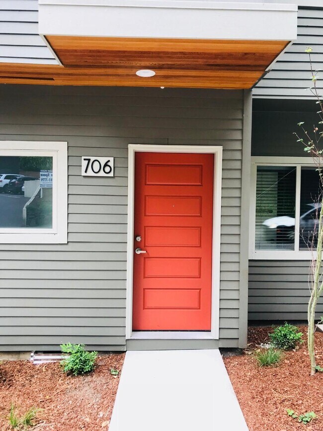 710 SW Broadway Dr, Unit 710 in Portland, OR - Building Photo - Building Photo