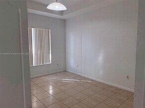 2310 NE 37th Terrace in Homestead, FL - Building Photo - Building Photo