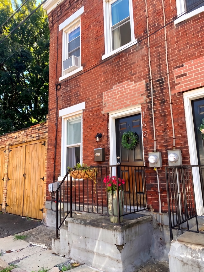 property at 162 Banner Wy