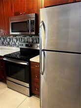 713 NW 103rd Terrace in Pembroke Pines, FL - Building Photo - Building Photo