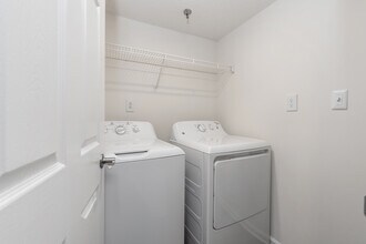 Biscayne in Charlotte, NC - Building Photo - Building Photo