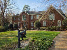 3201 Chapham Cross in Virginia Beach, VA - Building Photo