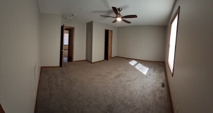 465 Cornerstone Ave in Seymour, IN - Building Photo - Building Photo