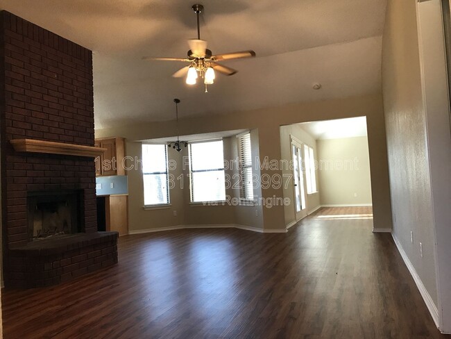 6617 Cr 527 in Burleson, TX - Building Photo - Building Photo