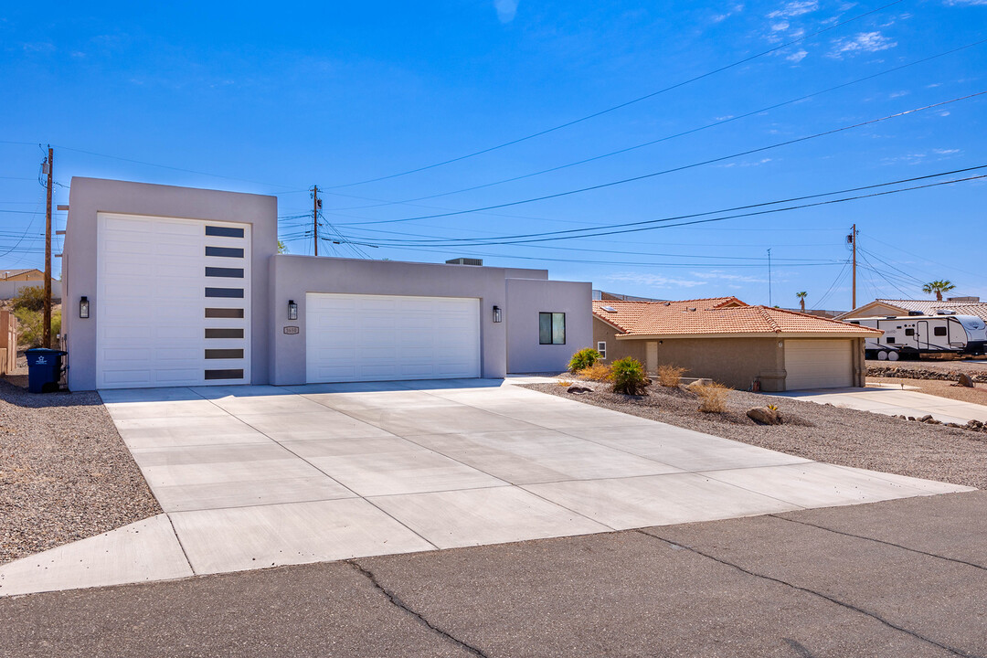 3650 Parkview Dr in Lake Havasu City, AZ - Foto de edificio