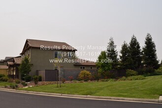 1389 Mallard Creek Ct in Roseville, CA - Building Photo - Building Photo