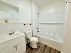 614 Sunset Dr in Wichita Falls, TX - Building Photo - Building Photo