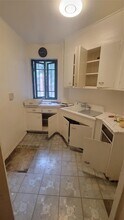 1604 Metropolitan Ave in Bronx, NY - Building Photo - Building Photo
