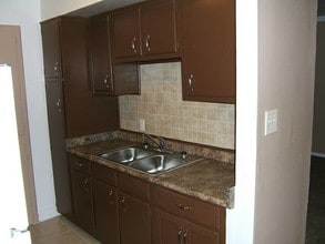 Bowmanor Garden Apartments in Greenville, MS - Building Photo - Building Photo