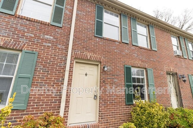 2827 Dayton Blvd in Chattanooga, TN - Building Photo - Building Photo