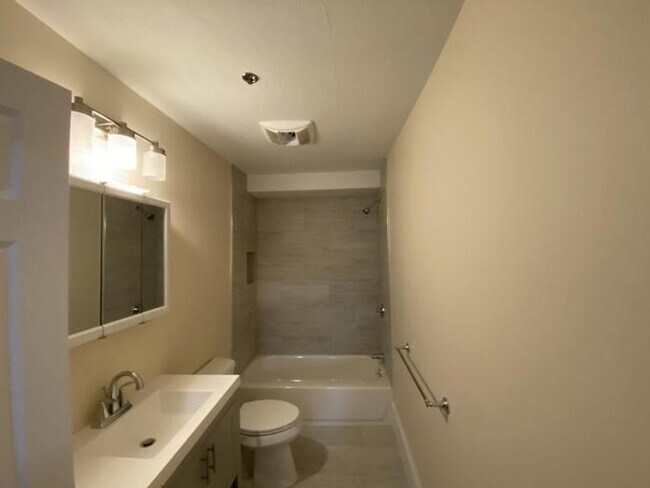 408 Neponset Ave in Boston, MA - Building Photo - Building Photo