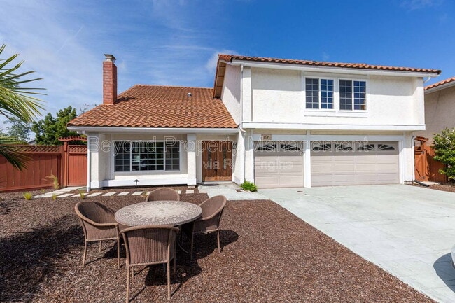 property at 1595 Avenida De Los Lirios