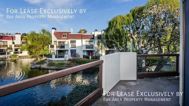 property at 220 Shorebird Cir