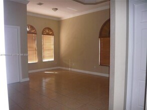 14331 SW 9th St in Miami, FL - Building Photo - Building Photo