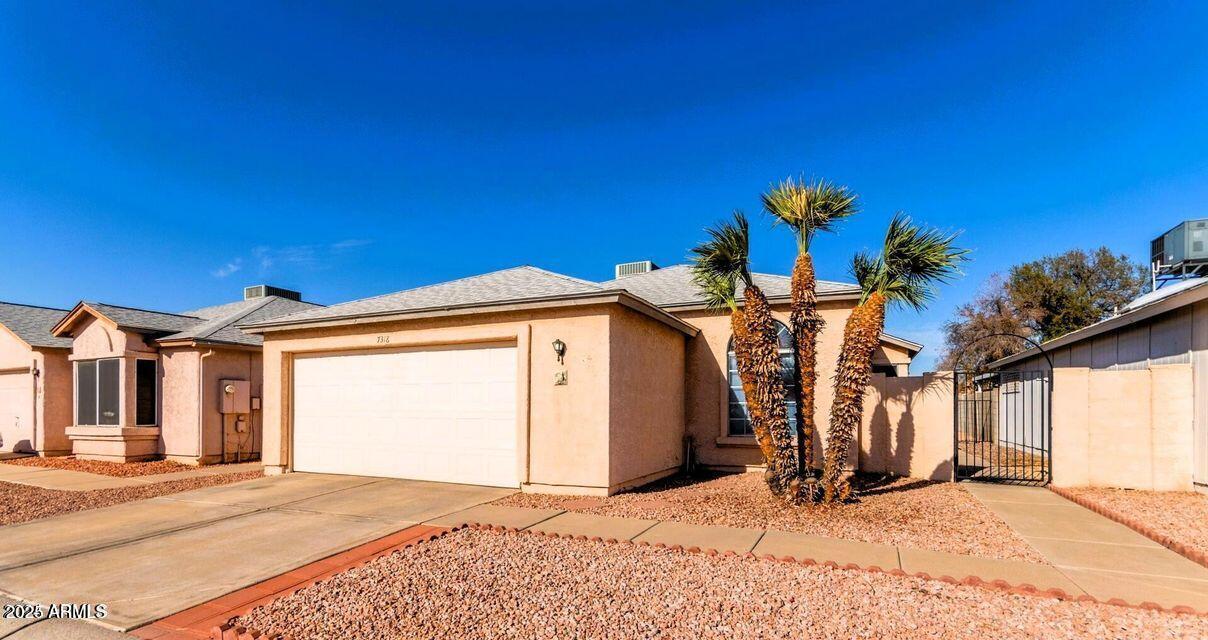 7318 W Greer Ave in Peoria, AZ - Building Photo