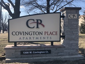 Covington Place in Peoria, IL - Building Photo - Building Photo