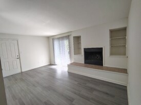 600 Reusens Rd in Lynchburg, VA - Building Photo