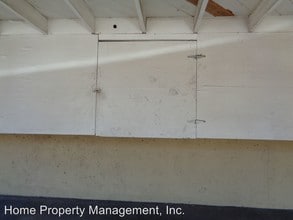 7902 Ronald Drive in Huntington Beach, CA - Foto de edificio - Building Photo