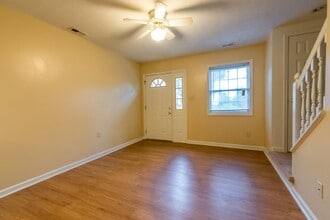 702 E Sherwood Hills Dr in Bloomington, IN - Building Photo - Building Photo