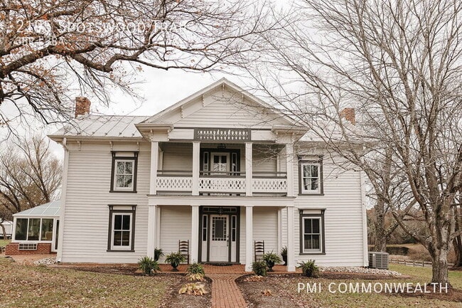 property at 2195 Spotswood Trail