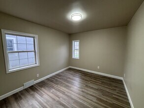 356 Roosevelt St in Gary, IN - Building Photo - Building Photo