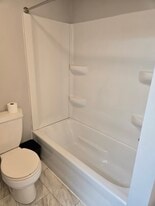 207 E 4th St in Sanborn, IA - Building Photo