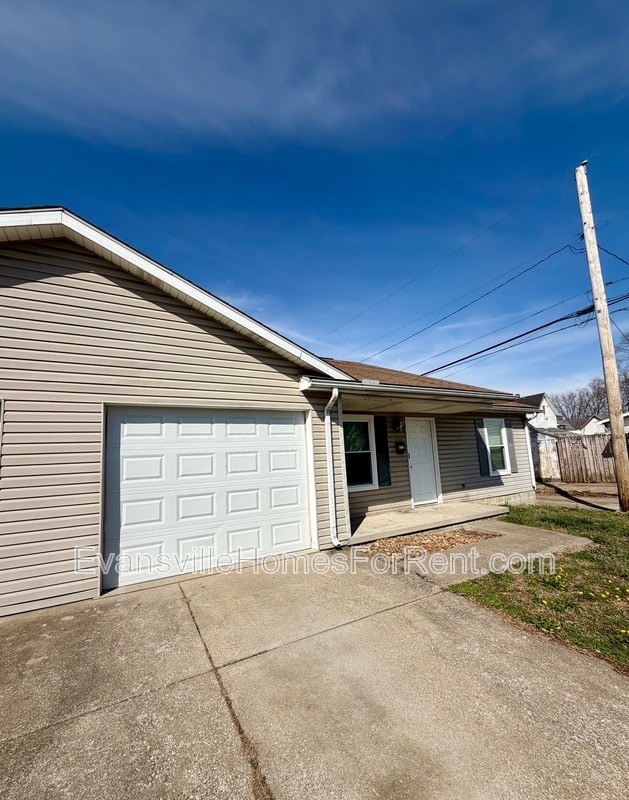 1113-1117 W Oregon St in Evansville, IN - Building Photo - Building Photo