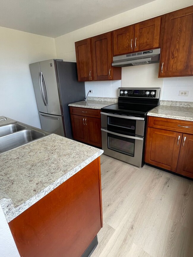 92-1132-1132 Panana St in Kapolei, HI - Building Photo - Building Photo