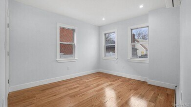 158-29 75th Ave in Queens, NY - Building Photo - Building Photo