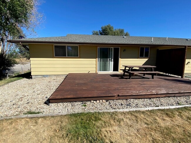 177 Old Corvallis Rd in Hamilton, MT - Building Photo - Building Photo