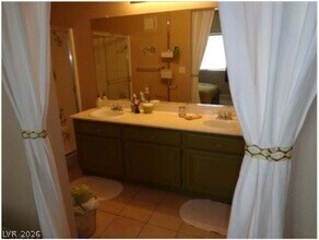 348 Seine Way in Henderson, NV - Building Photo - Building Photo
