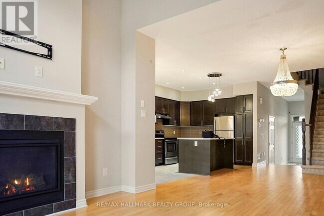 321 Ardmore St in Ottawa, ON - Building Photo - Building Photo