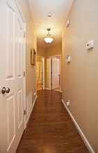 6800 Brook Terrace Dr in Louisville, KY - Building Photo - Building Photo