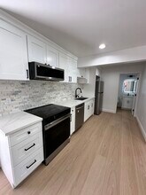 1039 Mound St in Alameda, CA - Building Photo - Building Photo