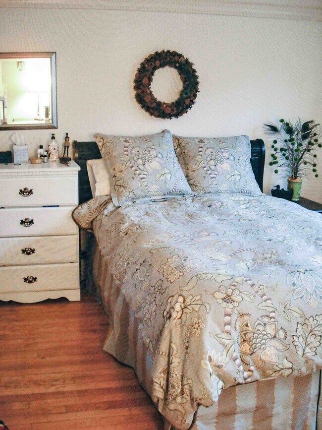 643 W Arlington Pl, Unit 2 in Chicago, IL - Building Photo - Building Photo