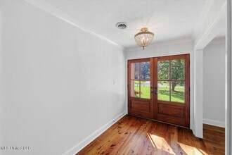 144 Rollingwood Dr in Jackson, MS - Foto de edificio - Building Photo