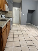 12 E 36th St in Bayonne, NJ - Building Photo - Building Photo