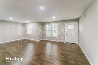 1829 Downing St in Memphis, TN - Building Photo - Building Photo