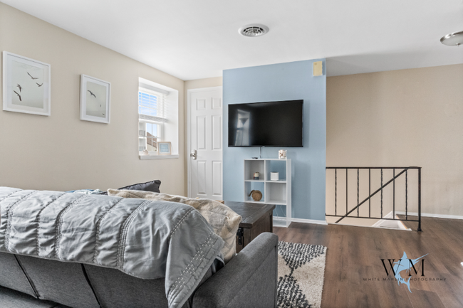 property at 1208 Edgewater Ave
