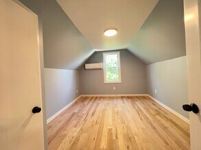 28 E 47th St, Unit 2 in Bayonne, NJ - Building Photo - Building Photo